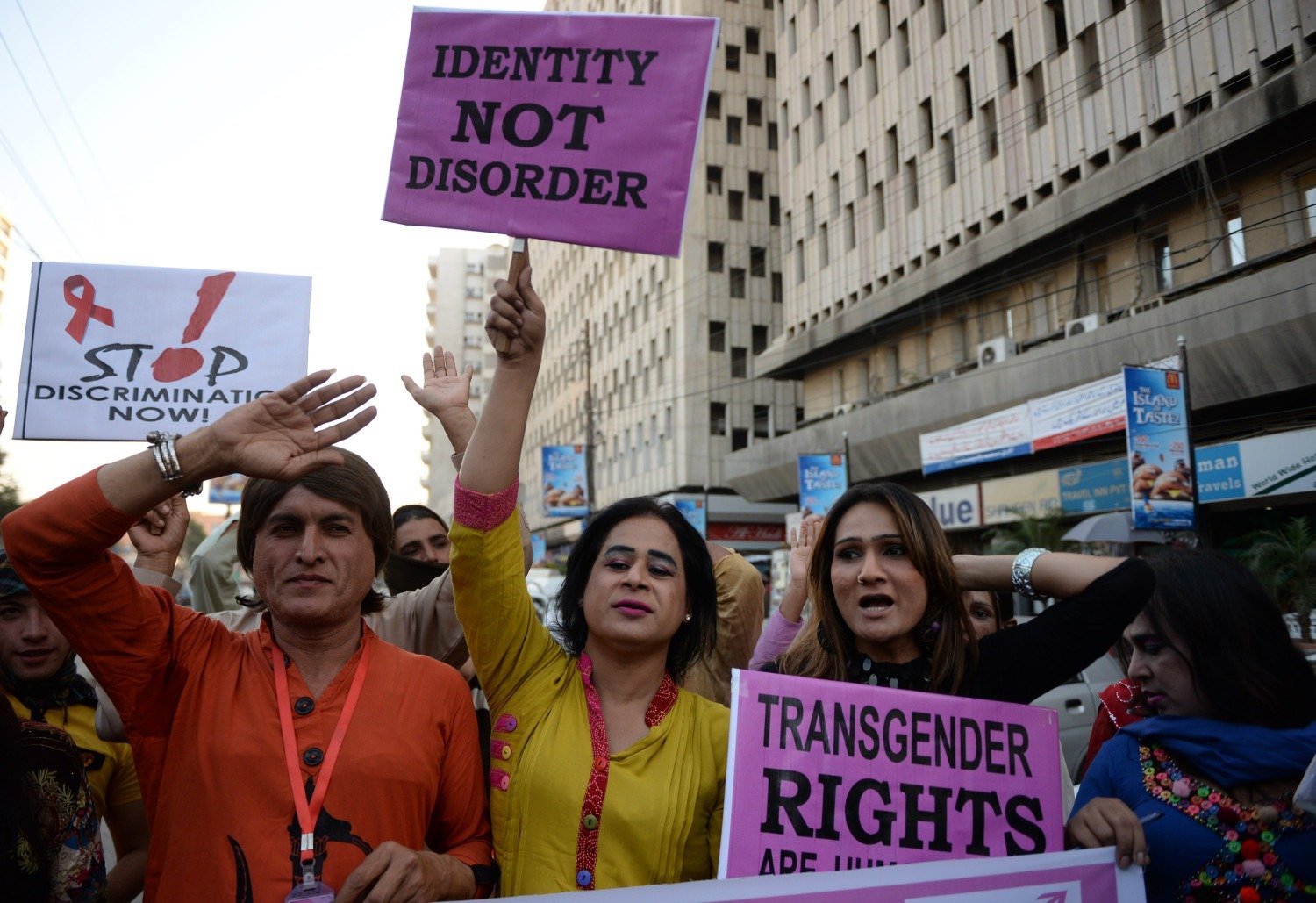 Transgender Aur Property: Masail, Bias Aur Haqooq
