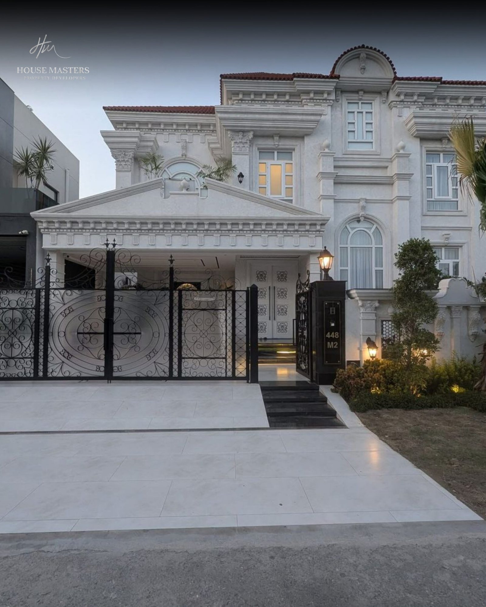 Lake City 1 Kanal luxury house for sale